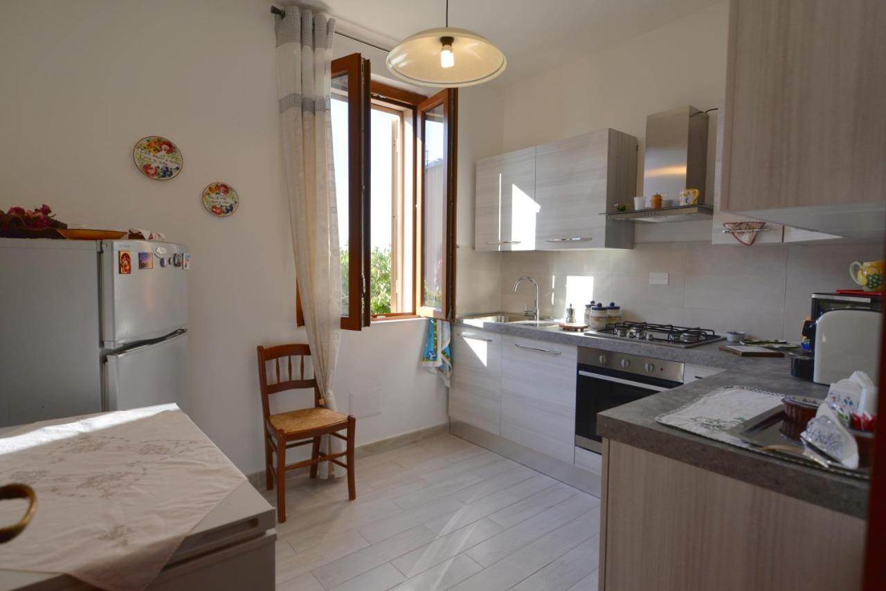 Bed and Breakfast Casa Andreana Ури Экстерьер фото